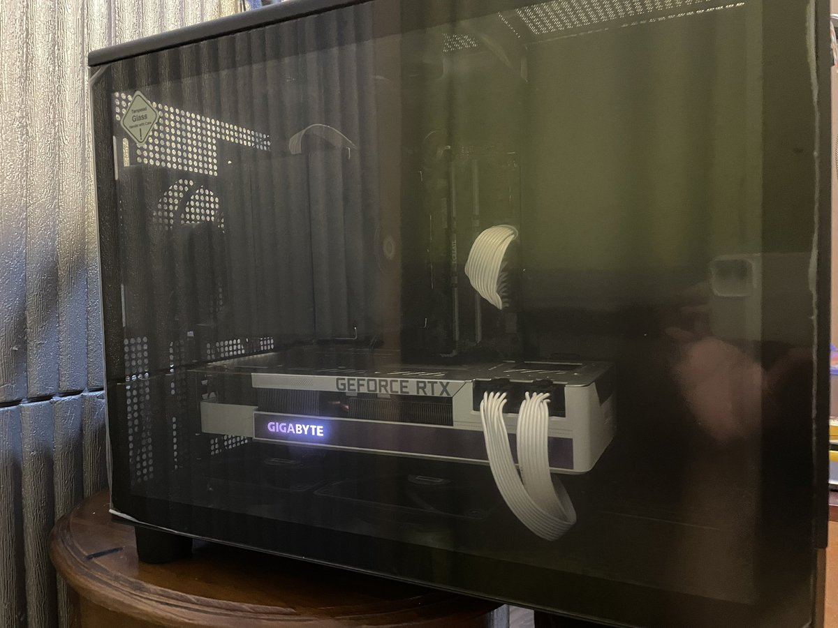 bihunest's tweet photo. It took less than 2 hours to build this, and 5 hours to fix the in game stutter 💀 https://t.co/gu5BZ0AxoG