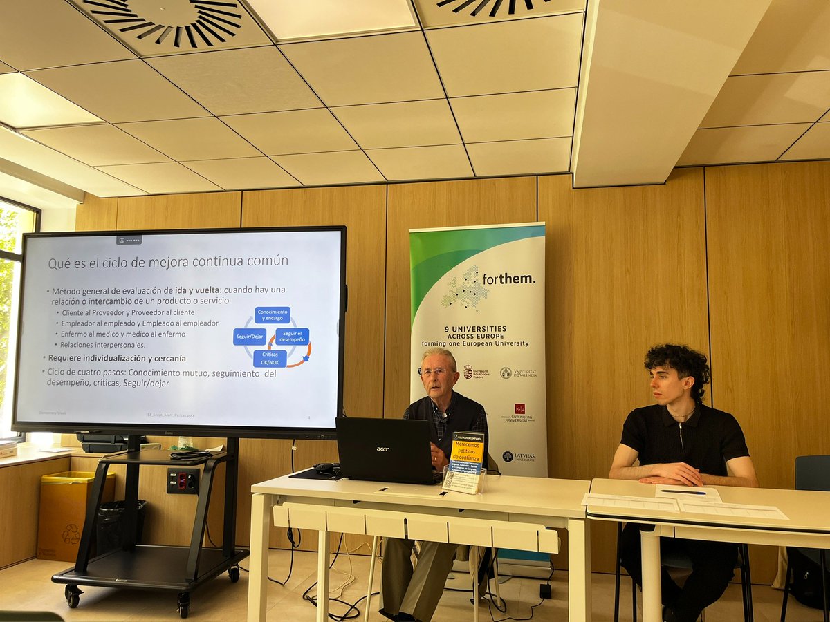 PdeConfianza's tweet photo. Participamos en la Democracy Week organizada por la Alianza Forthem de la @UV_EG.

Nuestro presidente, Alejandro Mendoza, ha presentado el proyecto de #PolíticosDeConfianza y ha compartido con los asistentes un espacio de reflexión.

Próximamente, compartiremos la sesión íntegra. https://t.co/u0D6rZFQCk