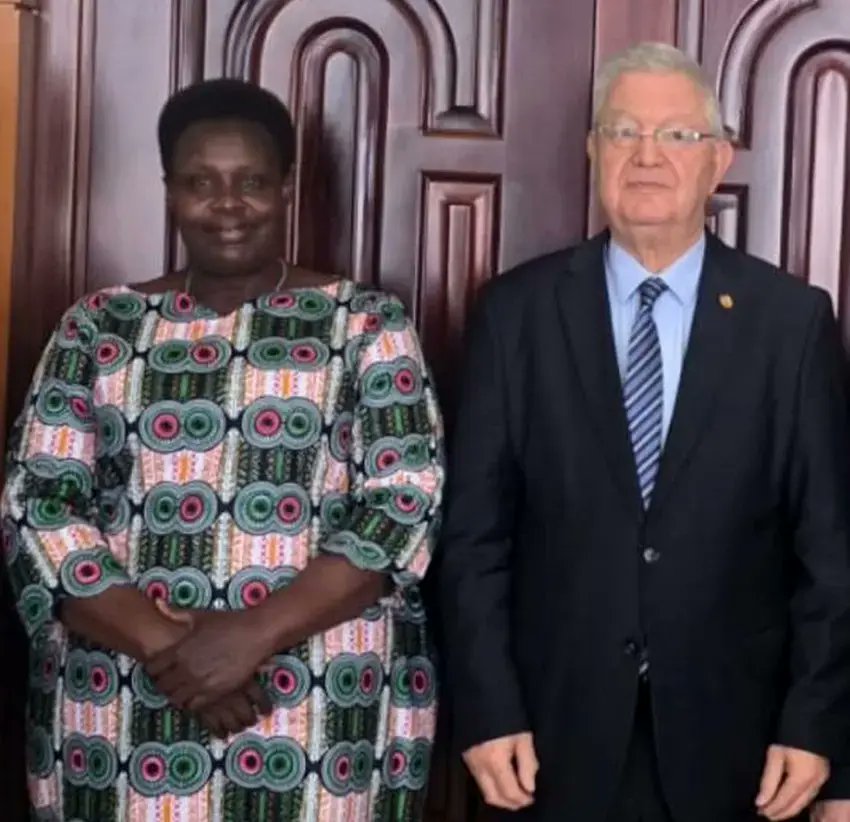 Algerie_aps's tweet photo. #Nasri reçu à Kampala par la vice-présidente de la République d #Ouganda
🔗https://t.co/BqgA3kpnRL https://t.co/Ad67QLpMKq