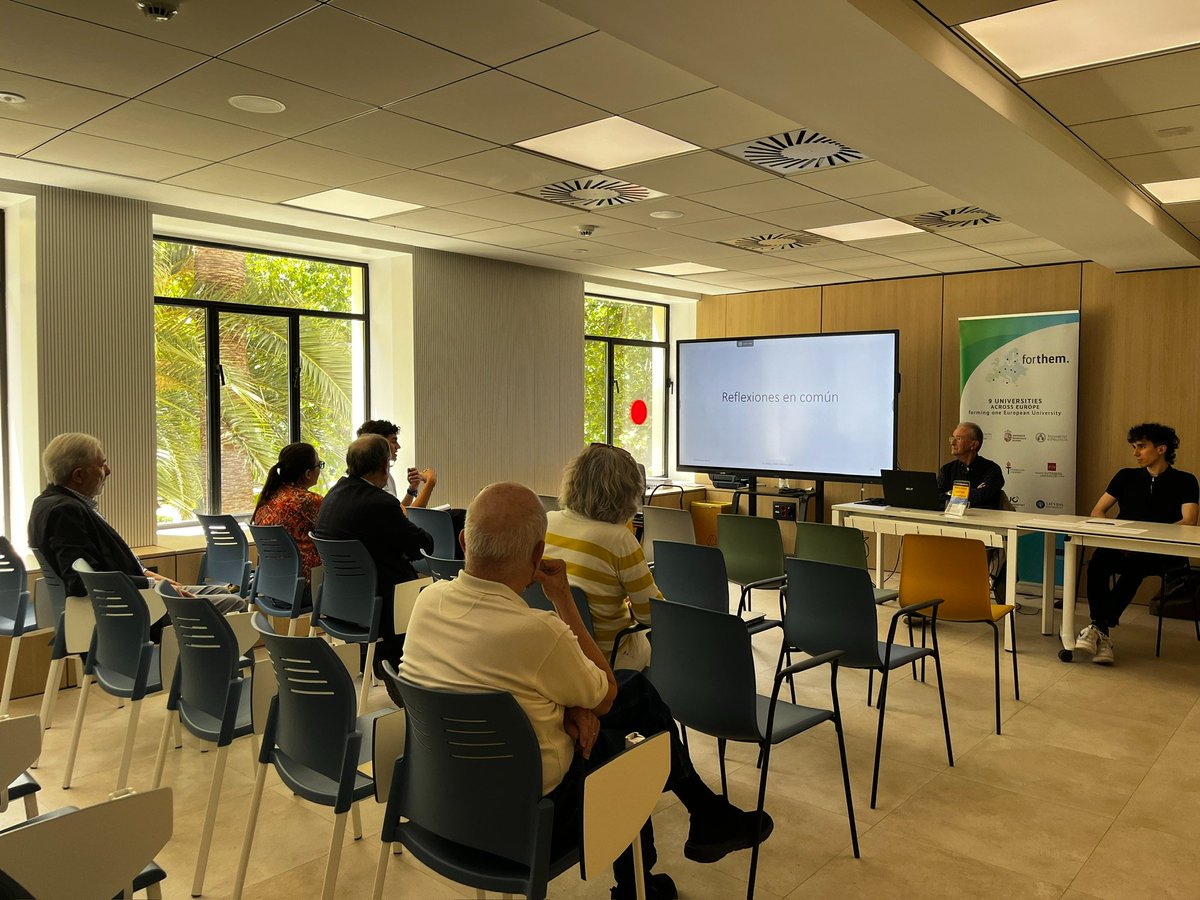 PdeConfianza's tweet photo. Participamos en la Democracy Week organizada por la Alianza Forthem de la @UV_EG.

Nuestro presidente, Alejandro Mendoza, ha presentado el proyecto de #PolíticosDeConfianza y ha compartido con los asistentes un espacio de reflexión.

Próximamente, compartiremos la sesión íntegra. https://t.co/u0D6rZFQCk