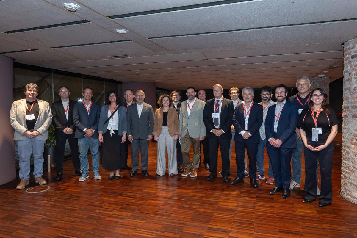 ESAGED_UAB's tweet photo. 📢 Neix el primer Clúster de Gestió de la Informació de Catalunya impulsat per l’@esaged_uab i una desena d’entitats i empreses.
Ahir l’Auditori de La Pedrera va acollir l’acte de presentació del Catalonia Data & Information Management Cluster (#CADIM).
#IA #Arxius2030 https://t.co/EuGOBZpMCO