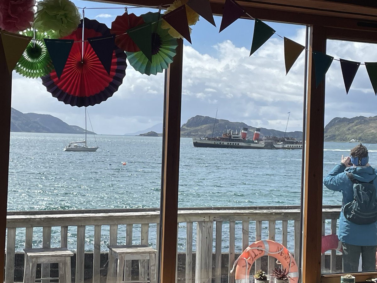 Knoydart tearoom tweet media