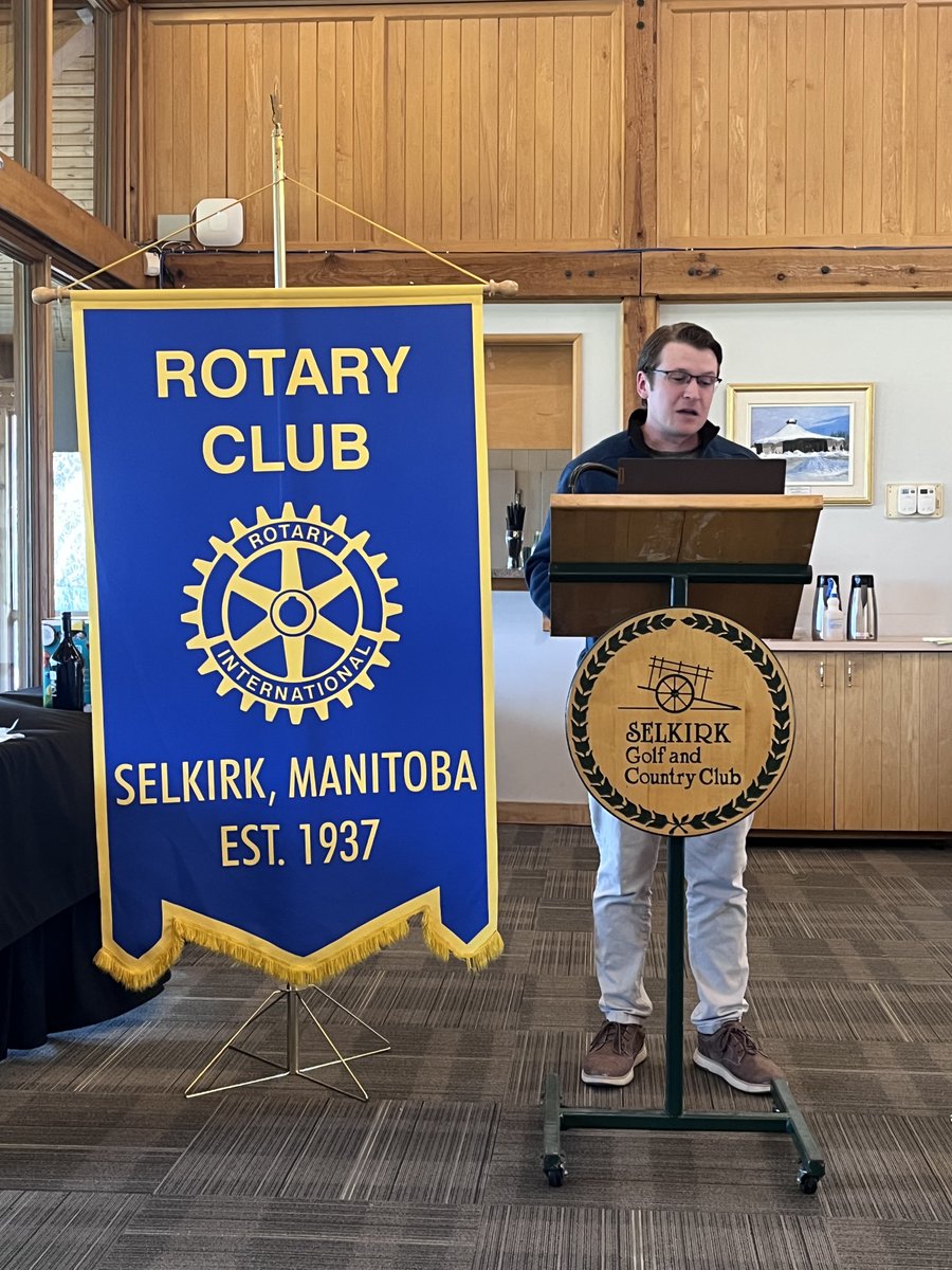 RedRiverBasin's tweet photo. On Monday, Rebecca and Chris from our Winnipeg office attended the Selkirk Rotary Club meeting and had the opportunity to speak about the RRBC's ongoing activities and the Netley-Libau Marsh restoration project. Thank you for having us! https://t.co/QDlcfKMjYX