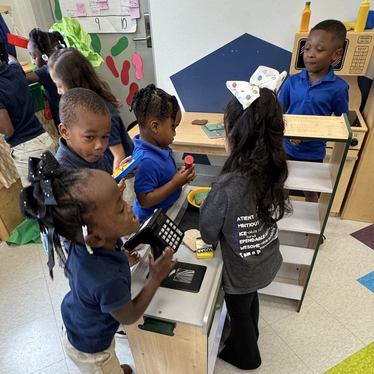 PaePandas's tweet photo. Head Start students paid a visit to Pre-K yesterday. They are looking forward to next year and we're super excited about the "workout" equipment. https://t.co/rQd60LFjey
