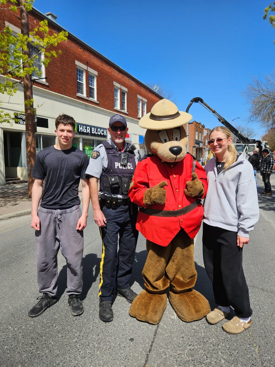 RCMP in Ontario tweet media