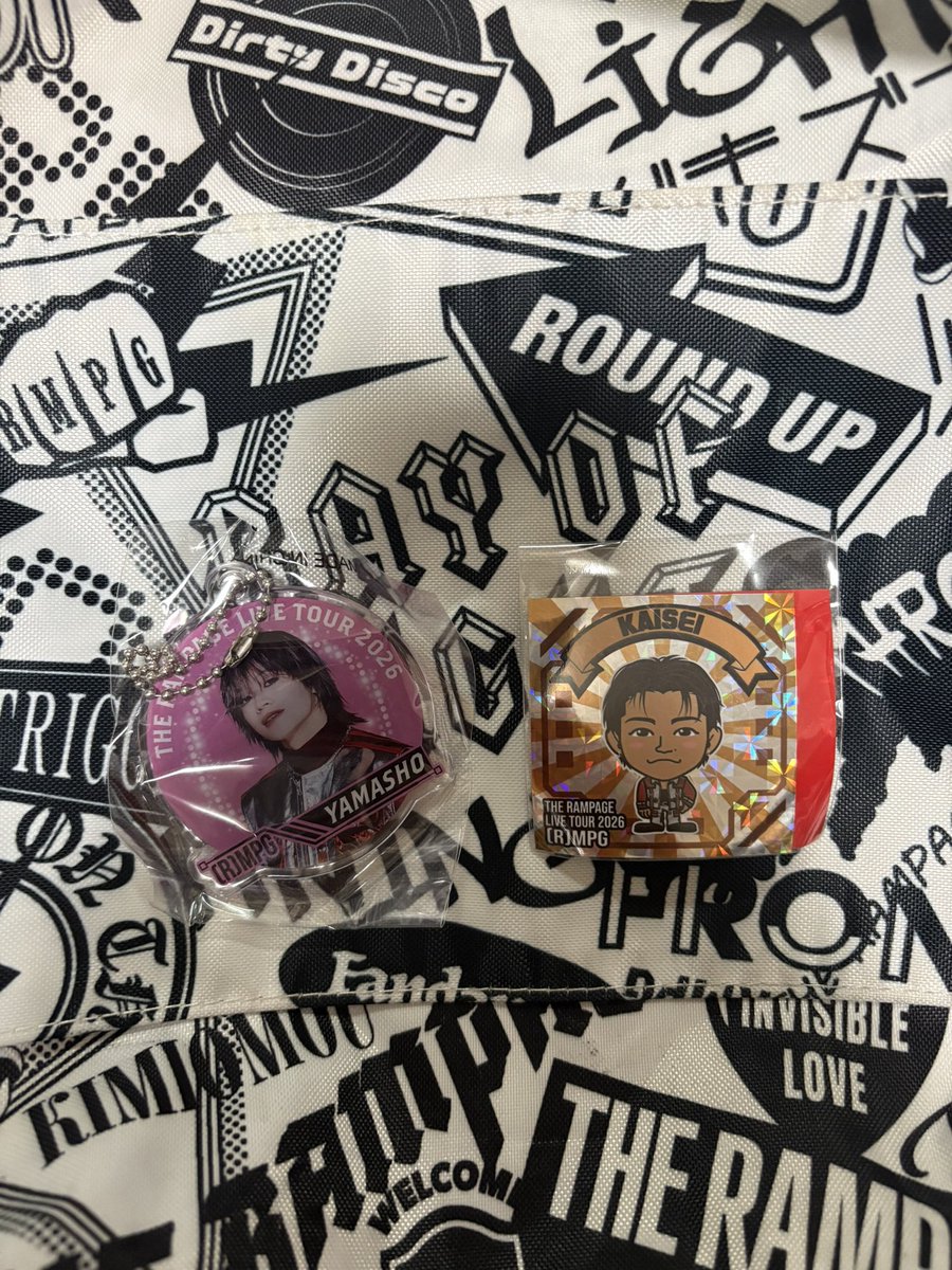 Chii0716729's tweet photo. THE RAMPAGE LIVE TOUR 2026 "(R)MPG" ランペ RMPG カプセル ガチャ 交換

譲 山本彰吾 武知海青

求 神谷健太

郵送にて交換希望です https://t.co/wPMzHdOiOR