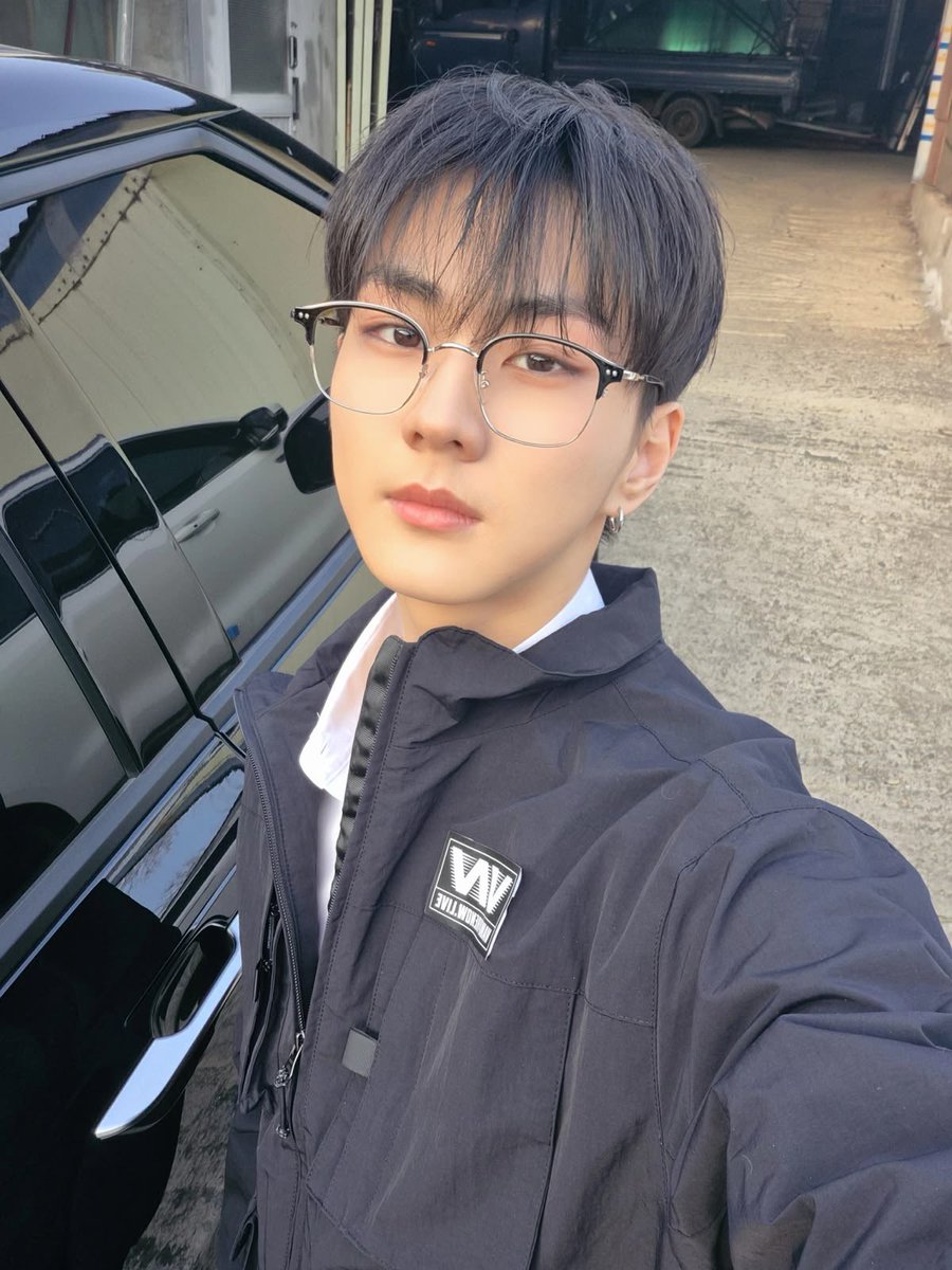 𝐝𝐢𝐧𝐝𝐣𝐰 🐈 tweet media