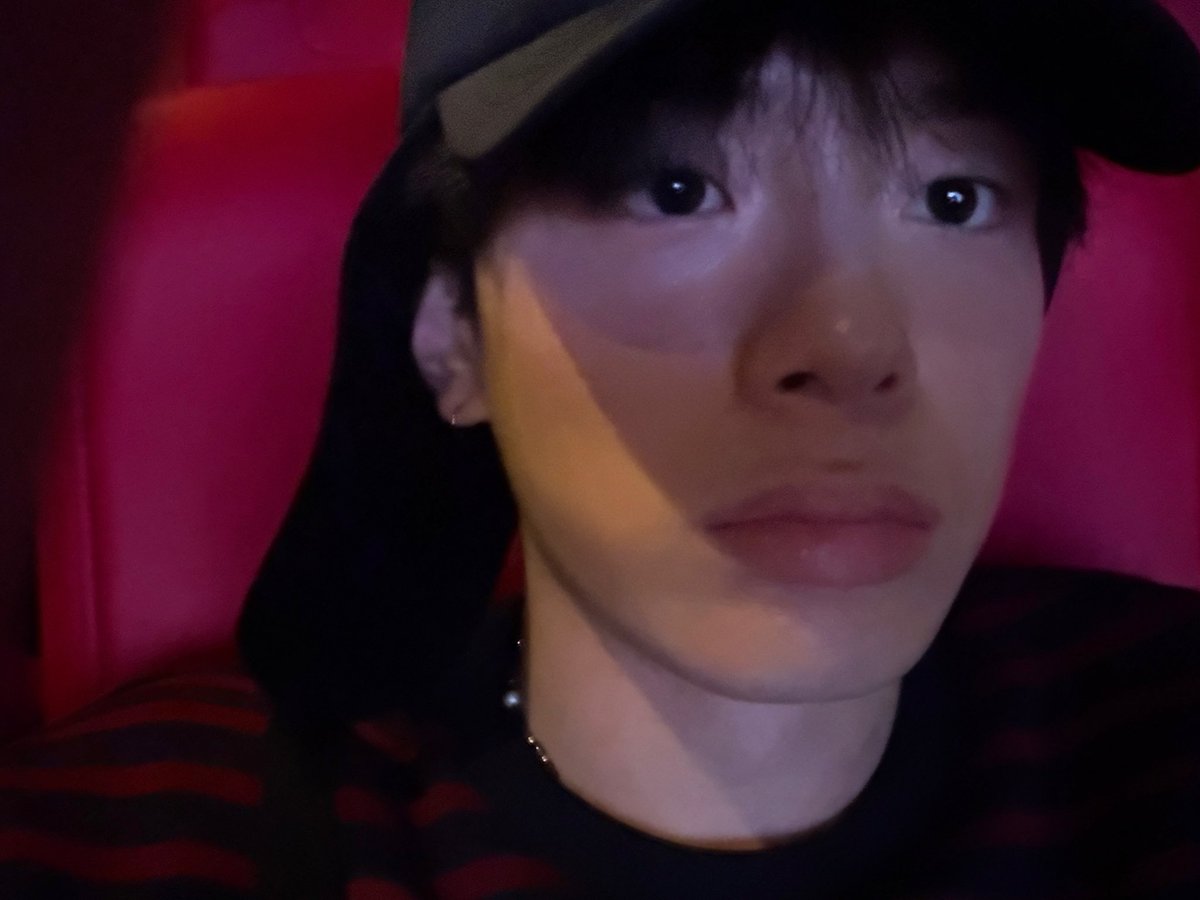 VERIVERY tweet media