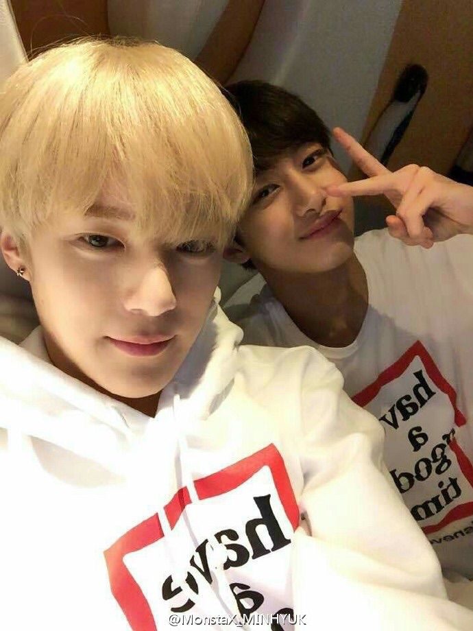 옥춘 tweet media