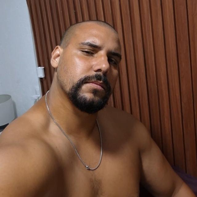 DiogoFerXD's tweet photo. Barbudo VS Sem Barba: https://t.co/tChXRbwEXp