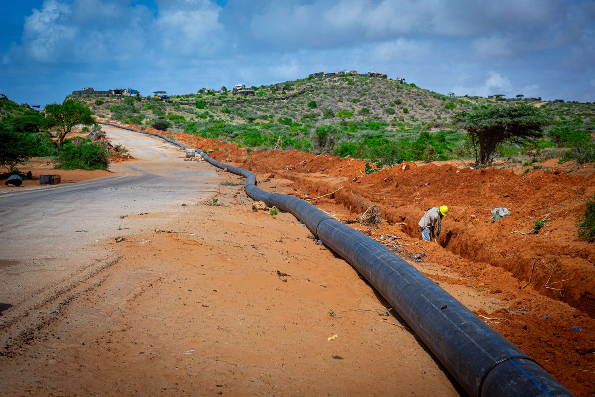 iom_somalia's tweet photo. Kismayo Urban Water Supply &amp; Sanitation Project is now 82% complete. Once operational, the system will treat up to 13,500m³ of water daily, expanding access to safe water &amp; strengthening resilience.

IOM Somalia's @3mpereira visited the site.

Funded by @AfDB_Group #AfDBinSomalia https://t.co/0ymRvHtYgZ