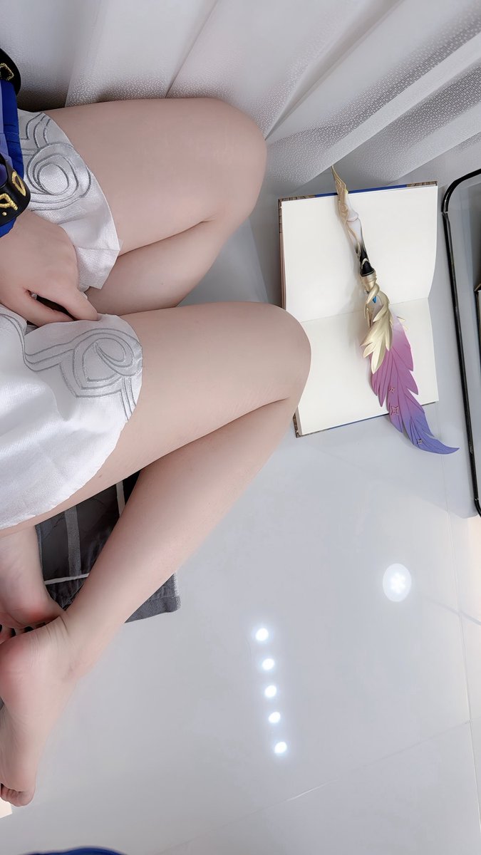 该眠了zzzzz https://t.co/BnV8Kr7CJp