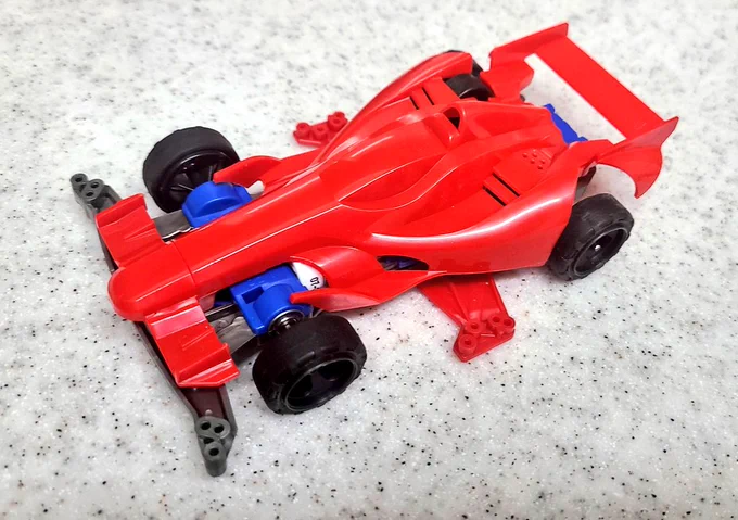 そういやストッククラス用にカスタマイズした S2マシン(本体のみ制作)があった フレイムアスチュートなんですが ボディをポリカに変えて作るのも有りかなぁ S2にあうポリカ探すか…