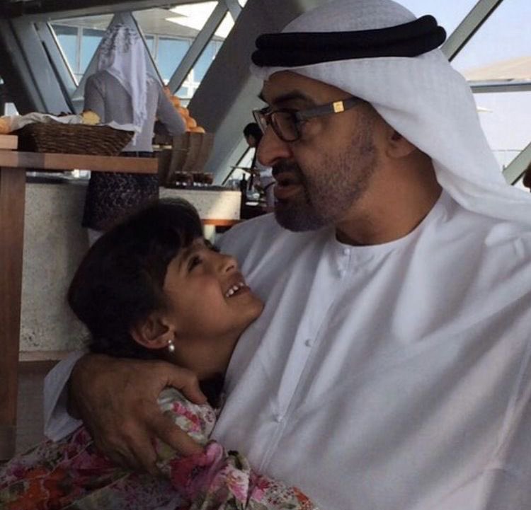 damoa_alsamt's tweet photo. مـن أجـمـل الـصـور لـ
سـيـدي #بوخالد ♥️🇦🇪 https://t.co/en0cBAle36