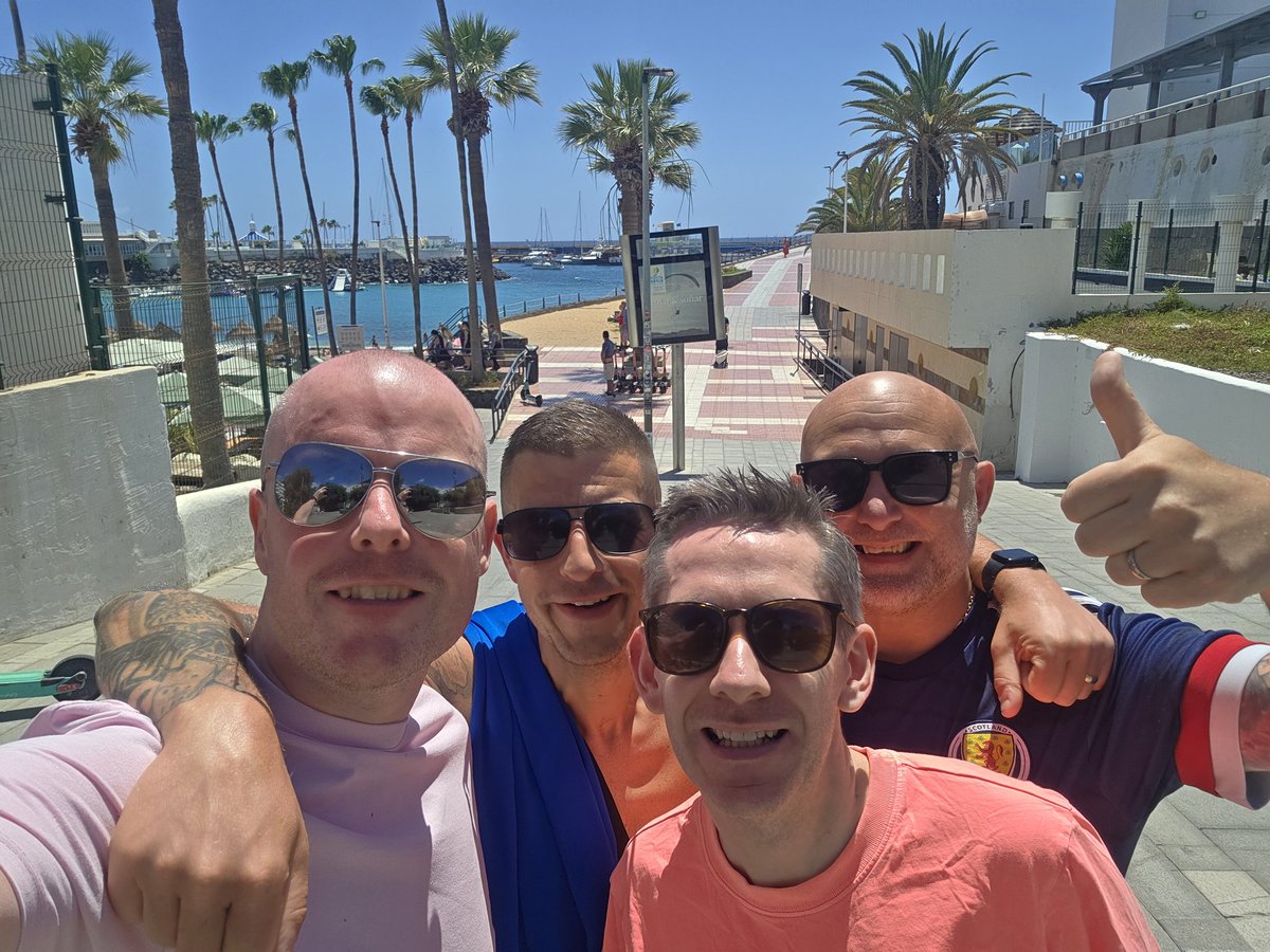Parkyboy1's tweet photo. Tenerife 🇪🇸🍻 https://t.co/Tw1SFqnK1A