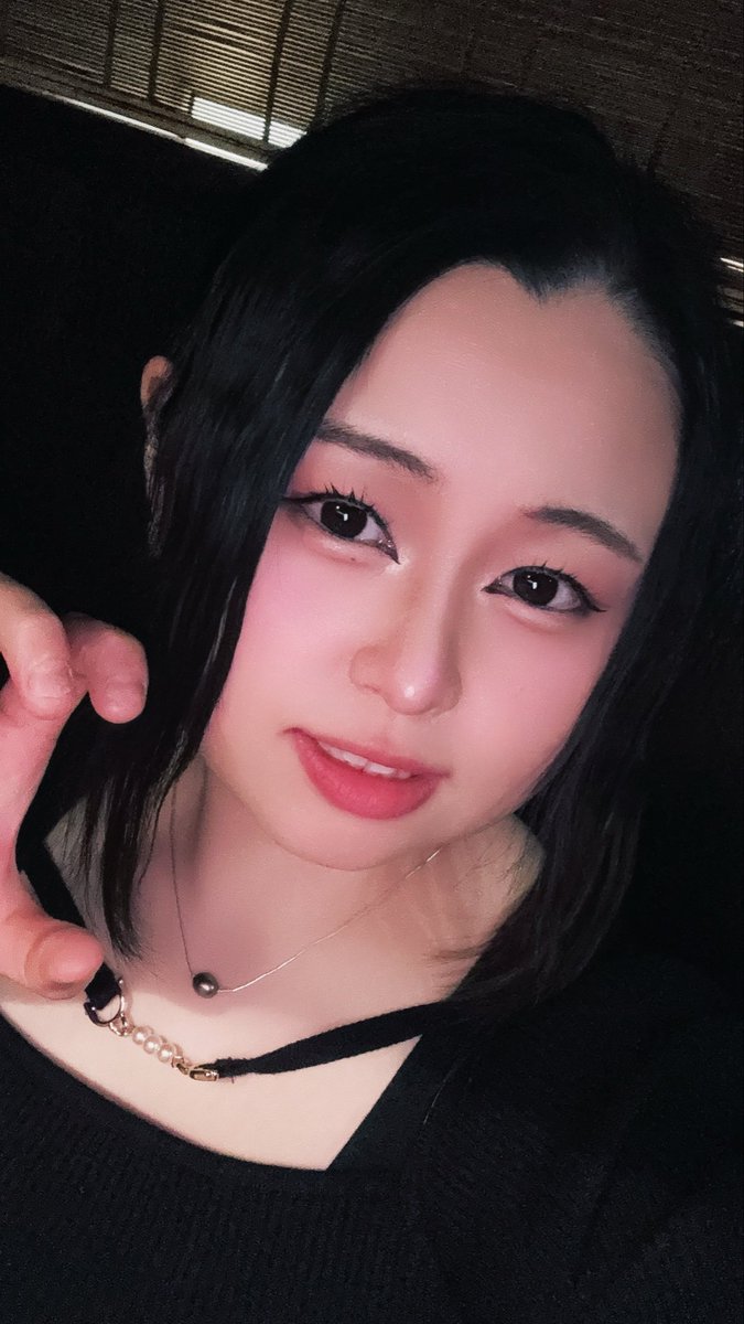 Ne_KA00's tweet photo. 酔ってるから可愛い顔晒しちゃう

#裏アカ #ぽっちゃり女子 #自撮り界隈 #雰囲気 #雰囲気推してください #雰囲気すきな人いいね #推して #ファン募集 https://t.co/vX9hBtlgiT