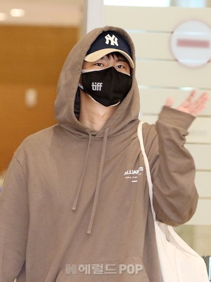 SeoInGuk Pictures tweet media