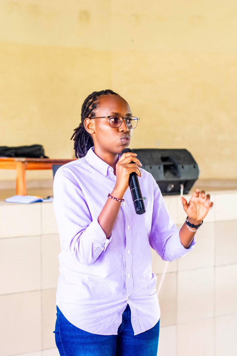 YIM_BURUNDII's tweet photo. #recentMini_Conference
We recently hosted a mini-conference for high school students on “Partager pour Prospérer”(Sharing to Prosper).

It was a great moment of learning, growth and showing how sharing knowledge and experiences drives success.

The future looks bright✨
#SWAG2026 https://t.co/cnl7TiqUMv