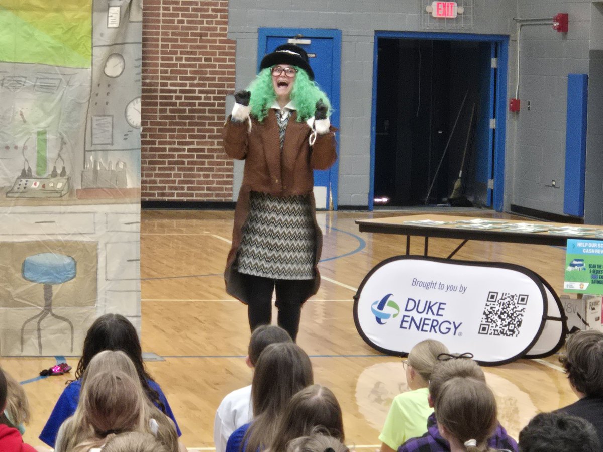 debaun68705's tweet photo. Had a great time watching the @DukeEnergyIN Duke Energy Players perform at @bvillemiddle teaching the kids about energy efficiency in a fun and engaging show! https://t.co/27WyNxFAIZ