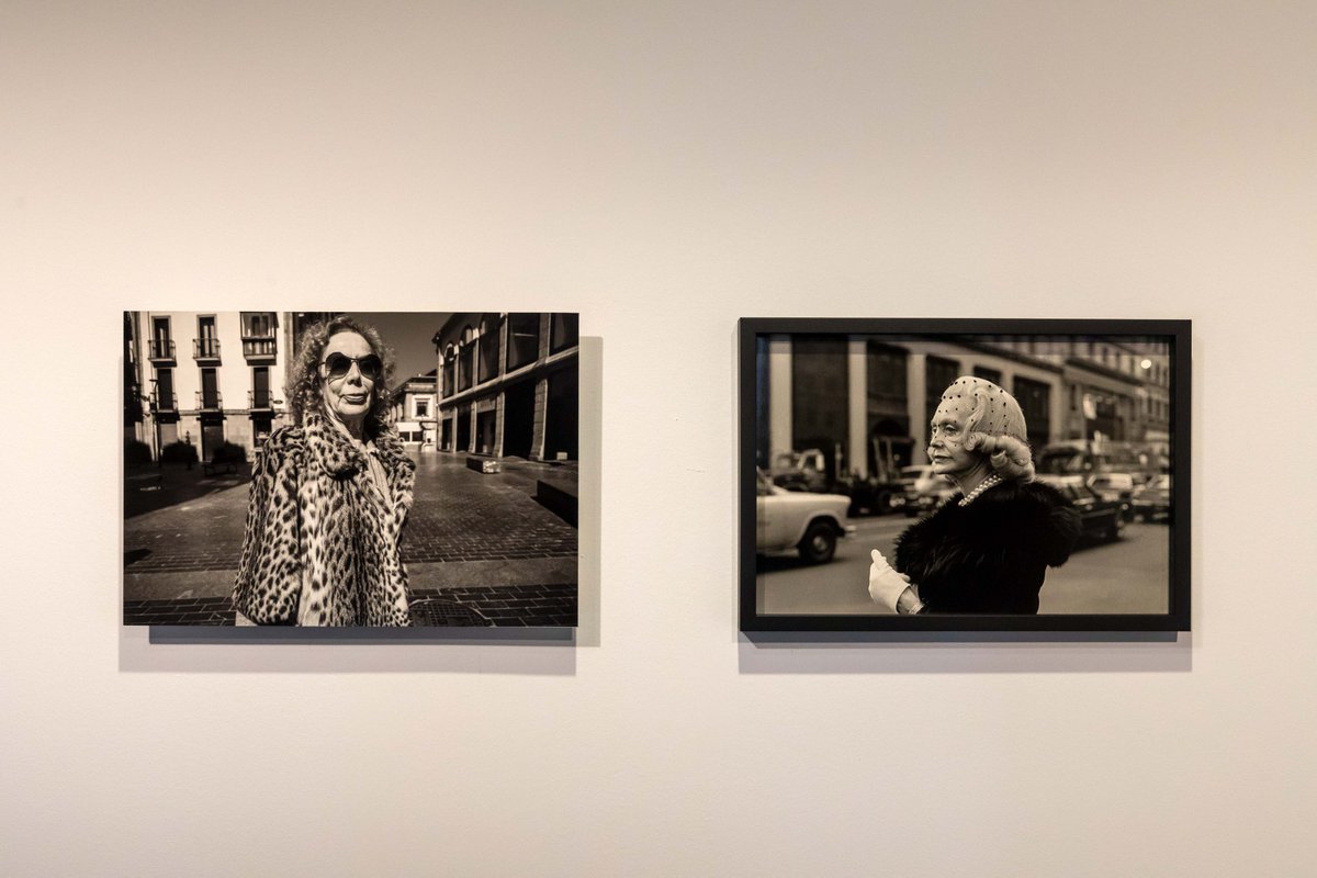 serreria_belga's tweet photo. 📢La primera mujer fotoperiodista del País Vasco, Isabel Azkarate, propone en #SerreríaBelga recorrer sus fotos más icónicas de los últimos 40 años que dialogan con imágenes tomadas recientemente con un móvil. 
📸Azkarate vs. Azkarate
🗓️Desde el 14 de mayo
📍C/Alameda, 15
#PHE26 https://t.co/Fgrsv8SfLz
