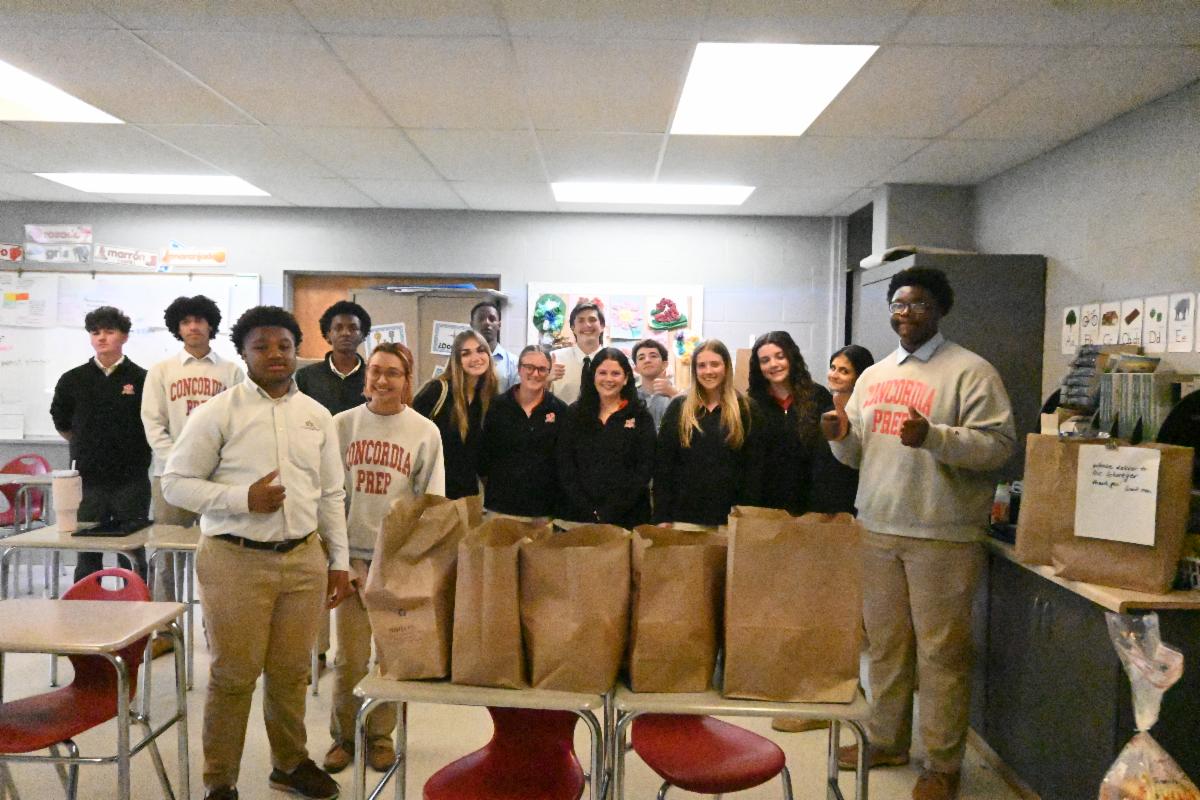 ConcordiaPrep's tweet photo. #ConcordiaPrepSaints in Mr. Schweyer's Life of Jesus class made sandwiches donated to ACTC to support those experiencing homelessness. 🤲🥪
What a great opportunity to live out the teachings of Jesus!✝️#ConcordiaPrepServes #ConcordiaPrepProud #LivingOurCoreValues https://t.co/QicdR5YUP2