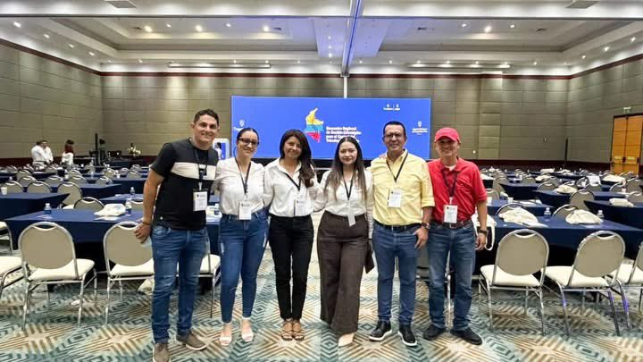 TransitoAcacias's tweet photo. 🚦Nuestra entidad hizo parte del Encuentro Regional de Gestión Estratégica para el Control del Tránsito y Transporte, convocado por la Agencia Nacional de Seguridad Vial, un espacio de fortalecimiento institucional e intercambio de estrategias para mejorar la seguridad vial. https://t.co/0Cjv0N7RsU