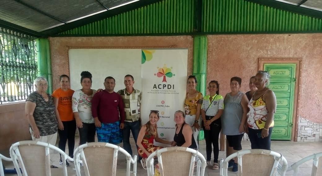 ACPDI_Cuba's tweet photo. Continúa el proceso de ingreso de los asociados de la #ACPDI 🇨🇺, en esta ocasión #ACPDI Sancti Spiritus se fortalece con la Filial Municipal de La Serpie, 4ta de la provincia.
#QueNadieQuedeAtras ♥️🇨🇺
#Mtsscuba https://t.co/I5KmalBhY9