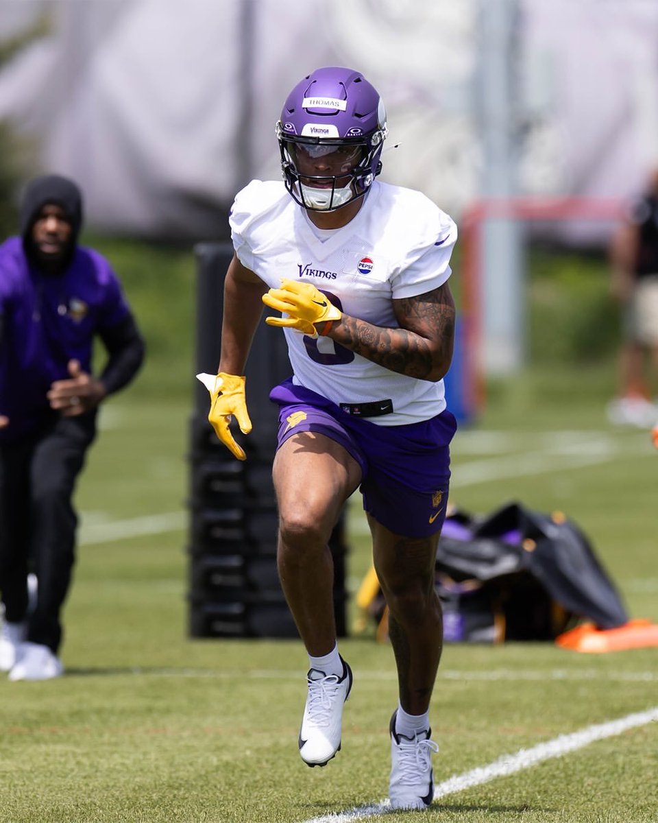 VikingzFanPage tweet media