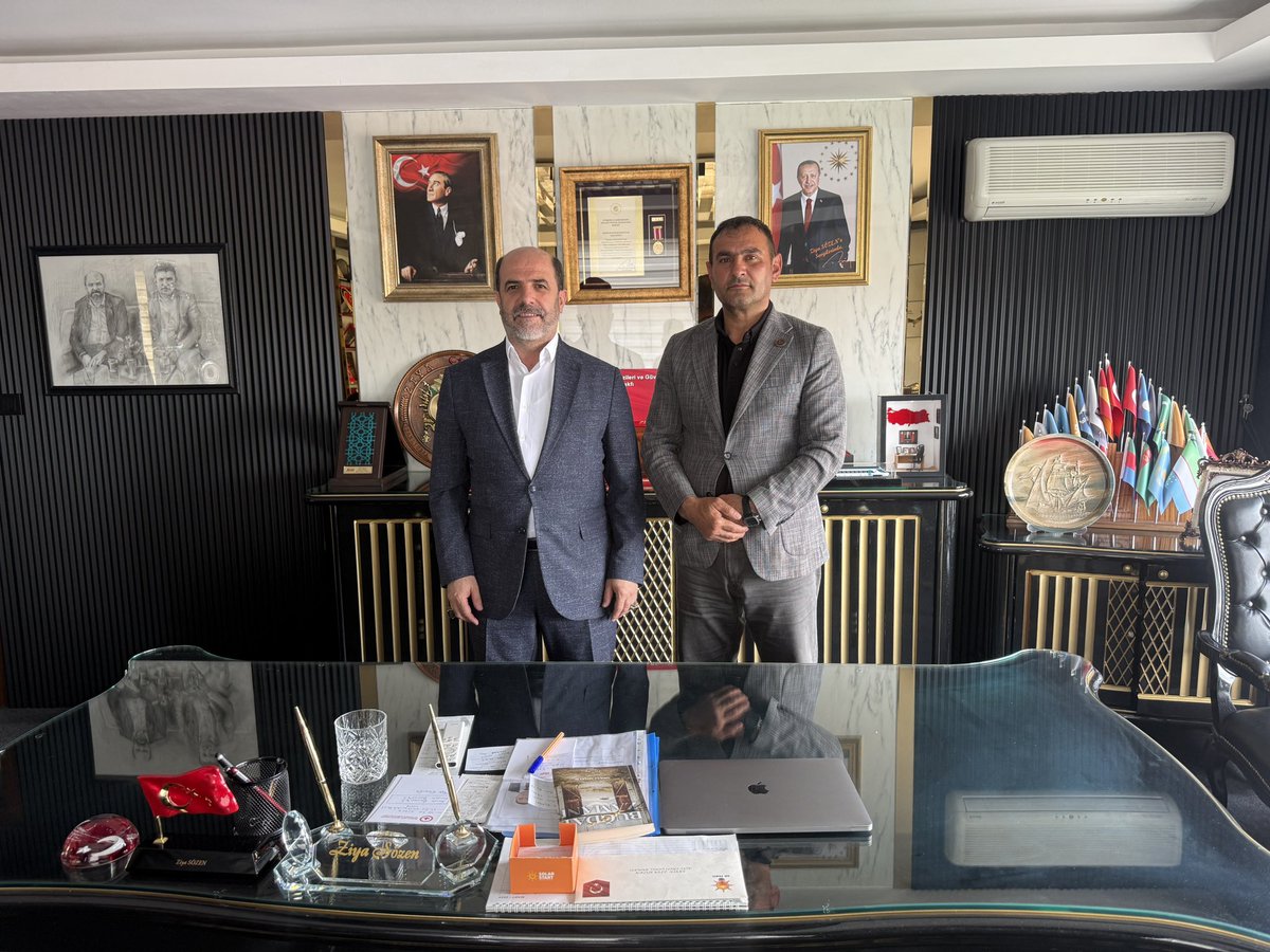 ZiyaSozen's tweet photo. Vakfımızın Ağrı Şubesi Yönetim Kurulu Üyesi Sayın Çetin DEMİR ve beraberindekiler bizleri ziyaret ettiler. 
Ziyaretlerinden dolayı Çetin kardeşimize ve heyetine teşekkür ederiz. @AsavVakfi https://t.co/uLkhePP48U