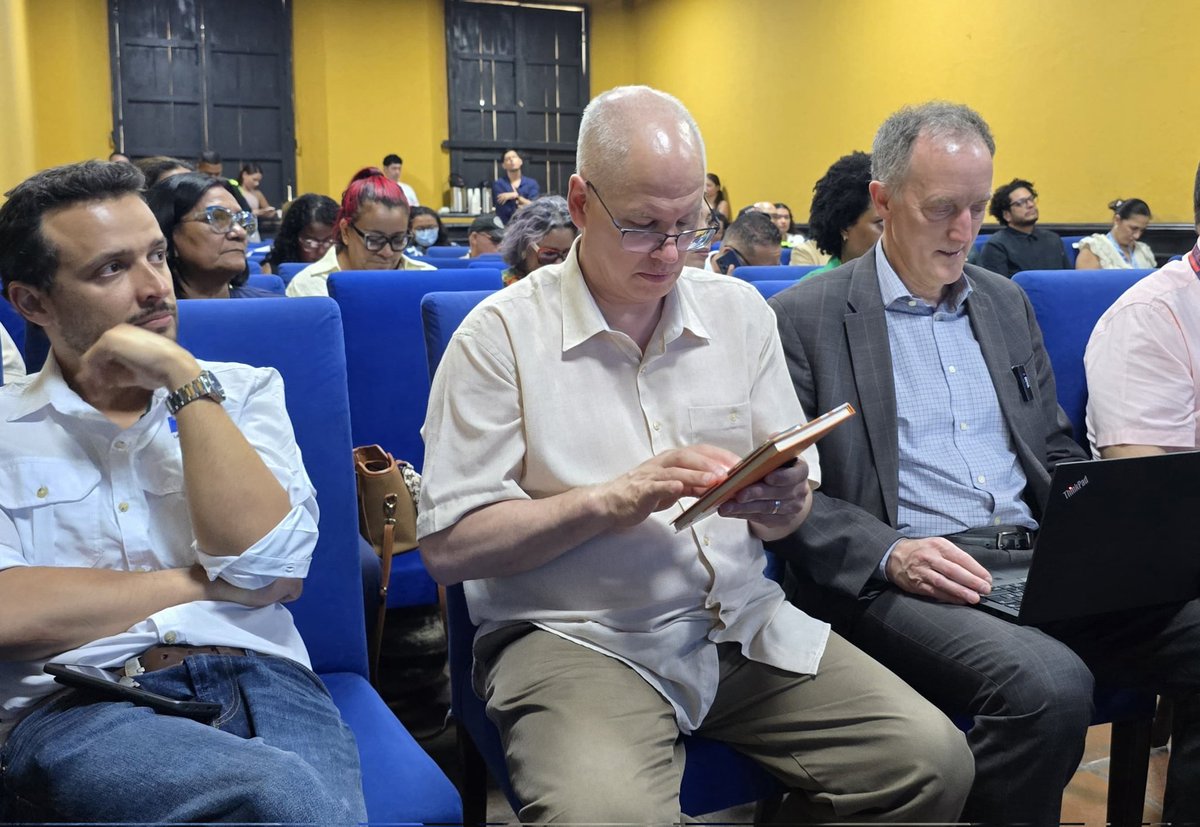 ONUHumanRights's tweet photo. #AEstaHora Scott Campbell presenta #InformeAnual con énfasis en #Caribe en #SantaMarta junto a autoridades, personas defensoras, representantes de Pueblos Indígenas, y comunidades afrodescendientes y campesinas. Acompañan @CanadaColombia y @UEenColombia  #Córdoba #Sucre #Bolívar #Atlántico #Magdalena #Cesar #LaGuajira