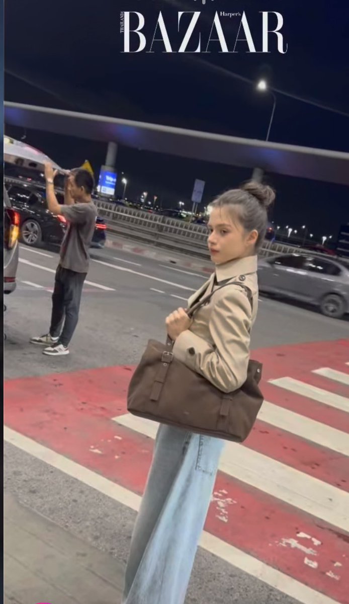 Muffs33's tweet photo. 😎Becky
AIRPORT FIT TO CANNES 👌🏾👌🏾😌
AIRPORT PHOTOSHOOT 👌🏾👌🏾😌
INTERVIEW WITH BAZAAR THAILAND 👌🏾👌🏾😌
#LOrealParisCannes
#LOrealParisTH
#Beckysangles
#BAZAARThailand
#BeckyArmstrong https://t.co/m8AuoiVTg1