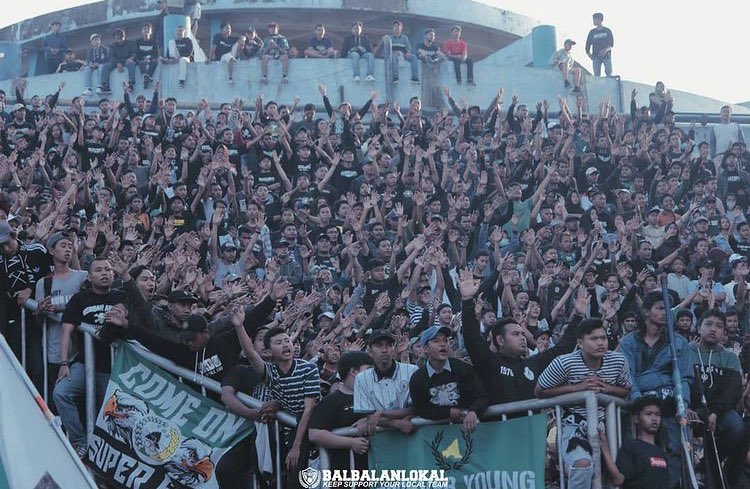 IhzaNurFalakh's tweet photo. @Azharceria10 tambahi neh, bersama teman-teman @WESTDOWNBOYS road to #50thPSS https://t.co/xrPUdqjKkM