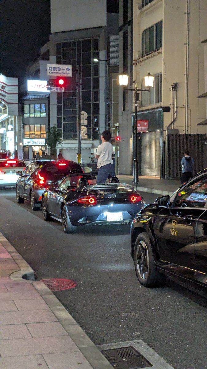 NOM@東奔西走 tweet media