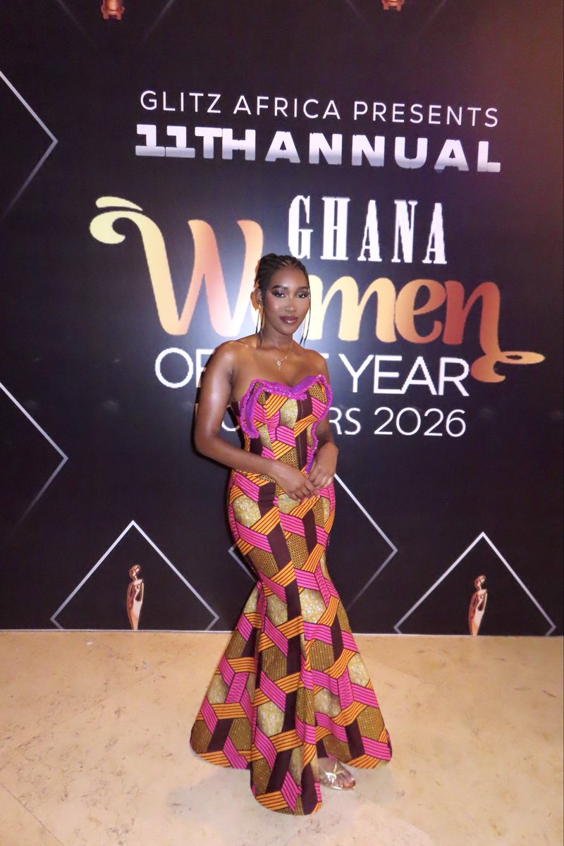 scillaowusu's tweet photo. Deeply honoured to be recognised for Excellence in Creative Arts at the Ghana Women of the Year Honours. 🇬🇭💕 https://t.co/i9Y41PcBYl