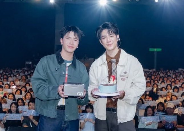 นีนี่ 🌻ft. ยอมมะ tweet media