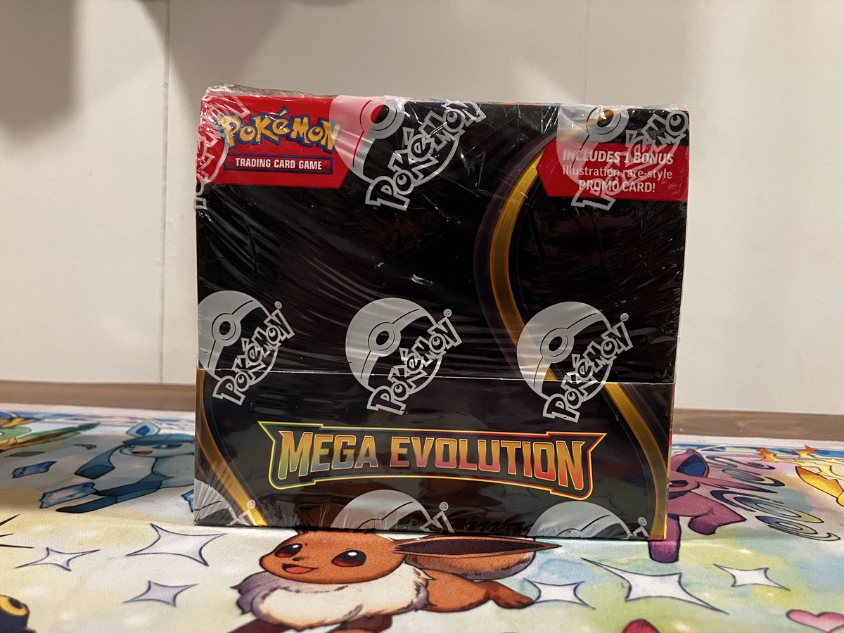 target digimon card game Pokemon Sword & Shield Vivid Voltage Booster Box main image 1