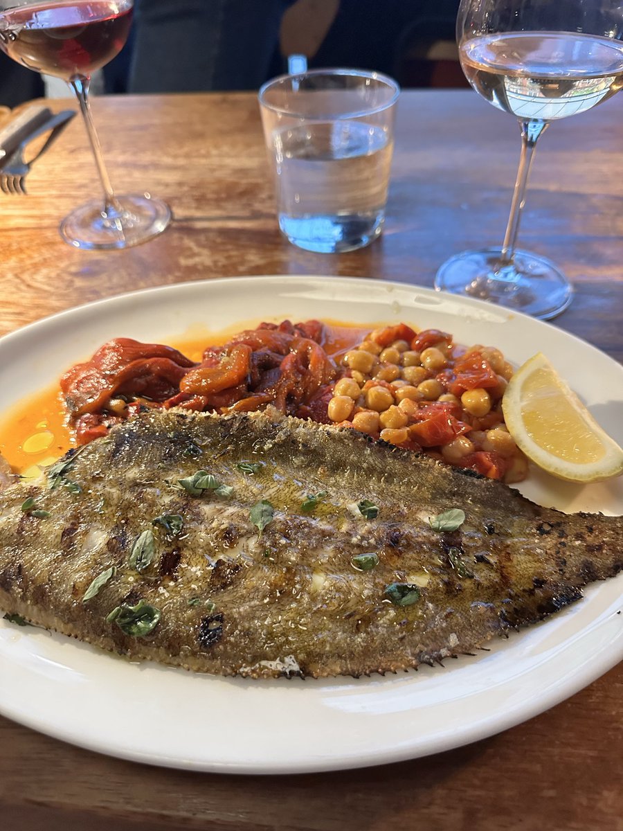 brown_newbold's tweet photo. Yesterday was such a great day — a full day of a private client partners’ strategy meeting followed by a lovely private client partners’ dinner. 
It was wonderful catching up with everyone &amp; aligning our vision for the firm. 

#PrivateClient #StrategyMeeting #Leadership #Teamwork https://t.co/ixhefU22Vo