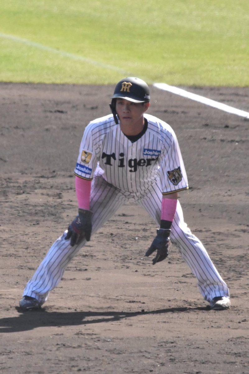 な tweet media