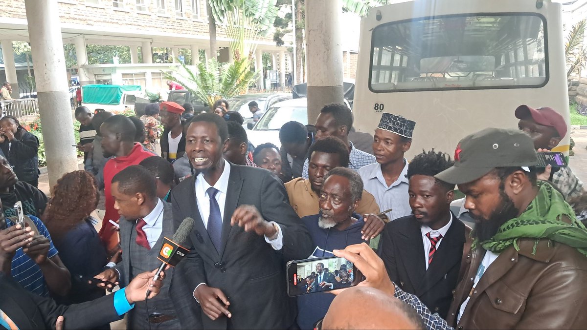 Lawyer Wa Mtaa ☭🇰🇪 tweet media