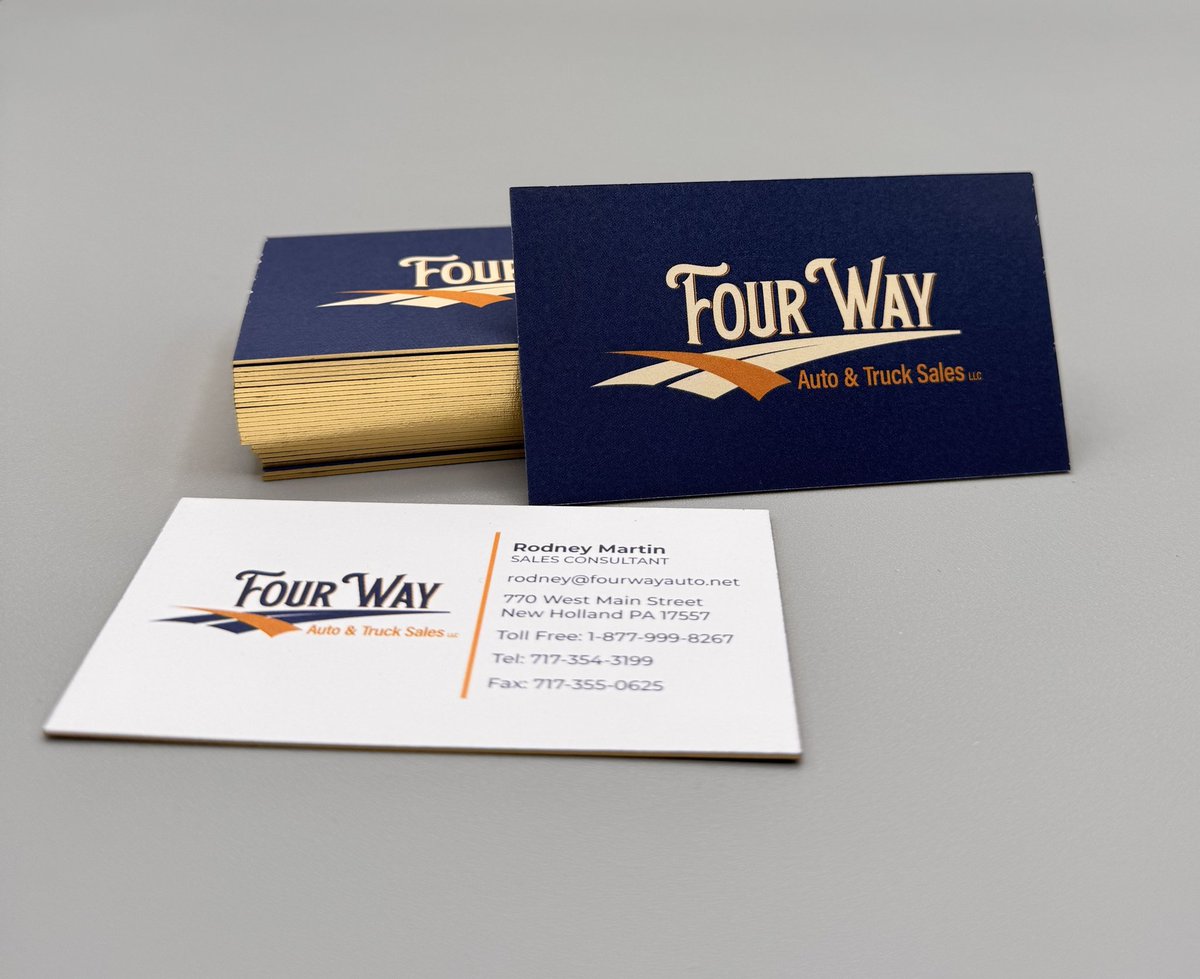 ExecPrinting's tweet photo. Make your first impression impossible to ignore. 
These business cards feature stunning gold foil edges that add a premium, professional finish clients notice immediately.
Because great branding starts before the conversation even begins. Need a refresh on your business card or need more printed? We're here to help.
#BusinessCards #PrintLivesHere #PrintMatters #ExecutivePrinting