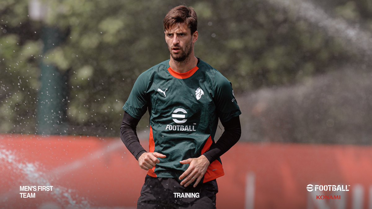 AC Milan tweet media