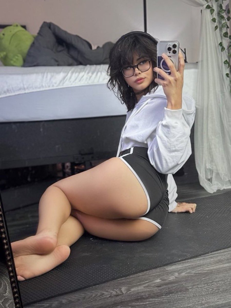 kiyana tweet media