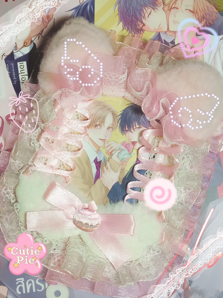 fluffyYOOHAN's tweet photo. 🧁◡◠̣◡ࠝᩚ◠̣݁◡◠̣◡ࠝᩚ◠̣݁◡◠̣◡ࠝᩚ◠̣◡݁🍭

やっと『先輩、いじわるされてください タイ語版 〜』 ߹𖥦߹  嬉しいです。ありがとうございます。≽^ɞ̴̶̷ ̫ ɞ̴̶̷^≼🩷

🎒◡◠̣◡ࠝᩚ◠̣݁◡◠̣◡ࠝᩚ◠̣݁◡◠̣◡ࠝᩚ◠̣◡݁📝

#先輩いじわるされてください | รุ่นพี่ ช่วยเล่นกับใจผมหน่อยสิครับ ♡ https://t.co/SzJcIHvuig
