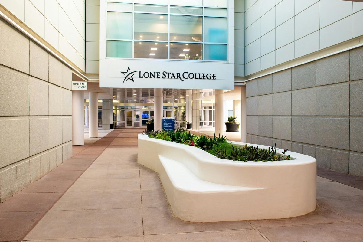 Lone Star College tweet media