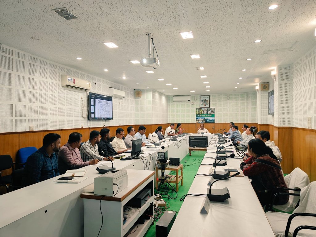 JicaTripura's tweet photo. The 10th High Power Steering Committee (HPSC) Meeting of the Tripura SCATFORM Society was convened under the Chairmanship of Shri R. K. Samal, Principal Secretary, Forests, in the presence of members from different departments. https://t.co/jP9WcyipUV