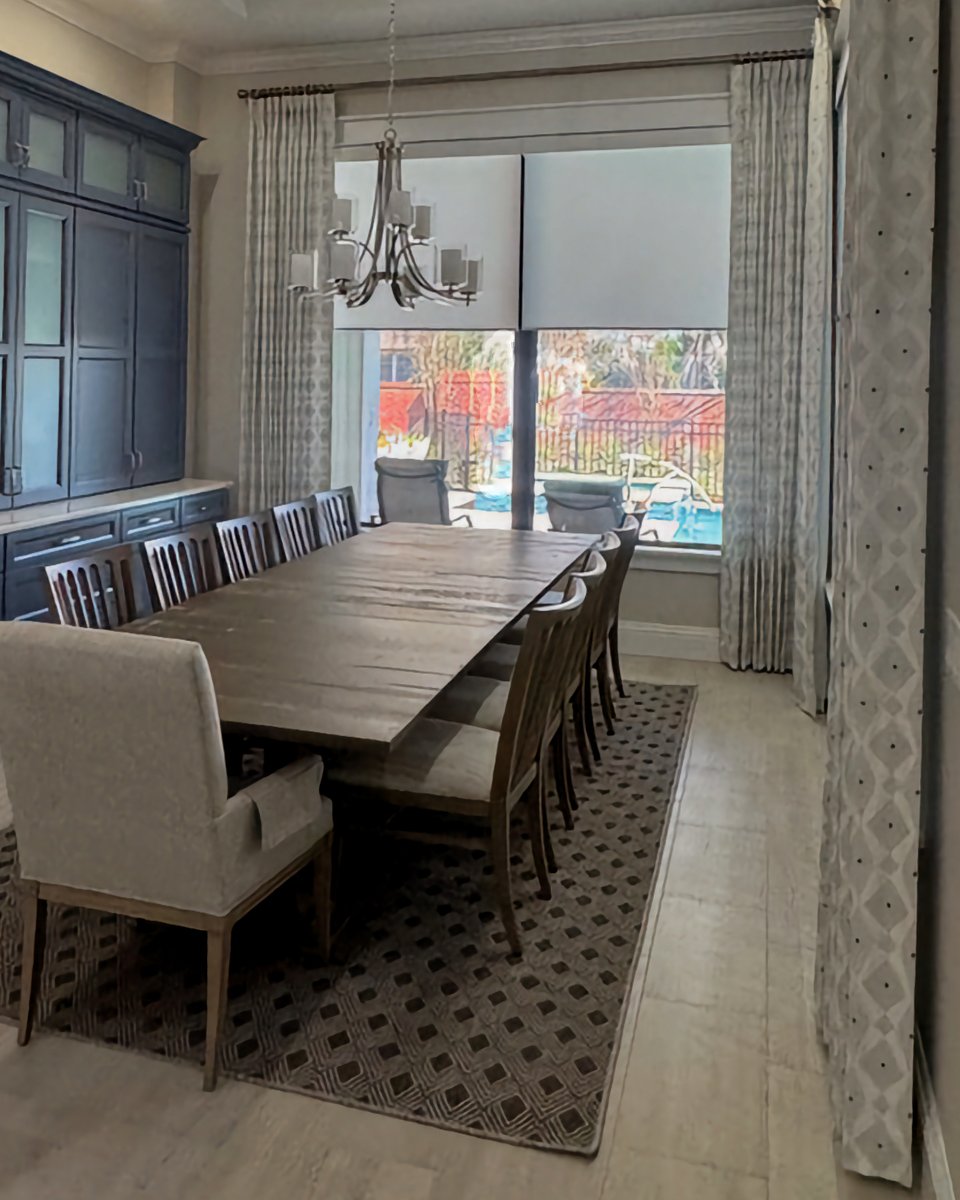 StevensonVestal's tweet photo. How Custom Draperies Elevate A Dining Room. 
https://t.co/wh4j0nBFjW
#PinchPleatedDraperies #CustomDrapery #DiningRoomDesign #LuxuryInteriors #WindowTreatments #ElegantInteriors #InteriorDesign #RefinedLiving #HomeDecorIdeas #TailoredDesign #LuxuryHomeDesign #InteriorInspo https://t.co/C406mtK6di