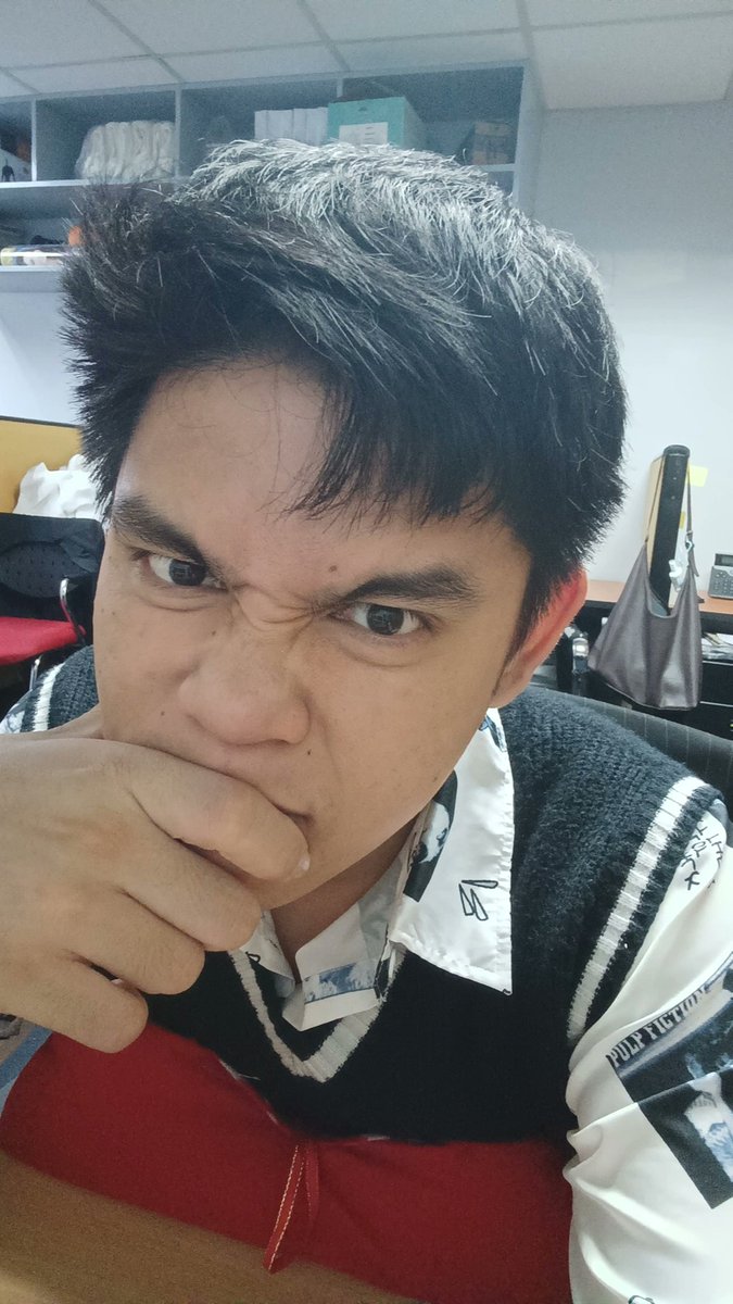 VinterMelon's tweet photo. Pics are from CF but also brownout kanina. Tangina ng gobyerno at mga kurakot. https://t.co/svV4arNWgY