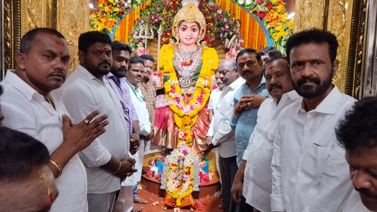 PRameshbabuMLA's tweet photo. ఈ రోజు 13.05.2026 తేదీన అల్లూరి సీతారామరాజు జిల్లా, పాడేరు గిరిజనుల ఆరాధ్య దైవం శ్రీ శ్రీ శ్రీ మోదకొండమ్మ తల్లి అమ్మవారిని దర్శించుకొని తీర్థ ప్రసాదాలు స్వీకరించడం జరిగింది. @JSPShatagniTeam @JanaSenaParty #paderu #srimodakondammaammavaru #pendurthi #visakhapatnam #devotinal https://t.co/8E7fqaZfho