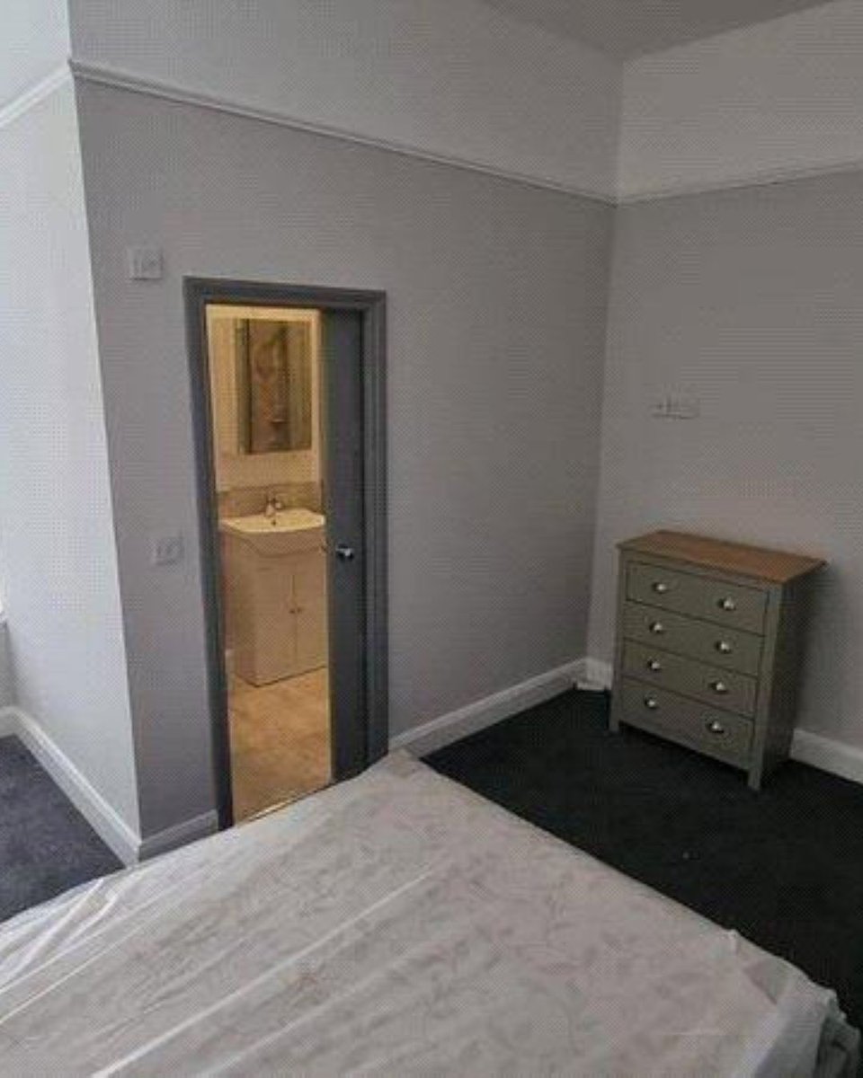 PeninsularProp's tweet photo. Earlston Road, New Brighton 👀📍 

We have a beautifully presented and spacious house share located in New Brighton near local amenities 🏡 

All bills, including fibre broadband, are included as standard, with a zero-deposit option available ✔️ 

Contact our team today! 📞 https://t.co/mKYl3YteRZ
