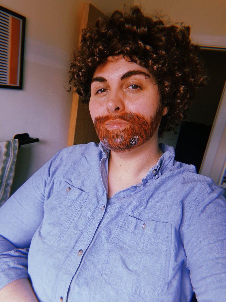 randomrebs's tweet photo. Rebs Ross thanks you for admiring all things silly. https://t.co/mWxqMMsU12